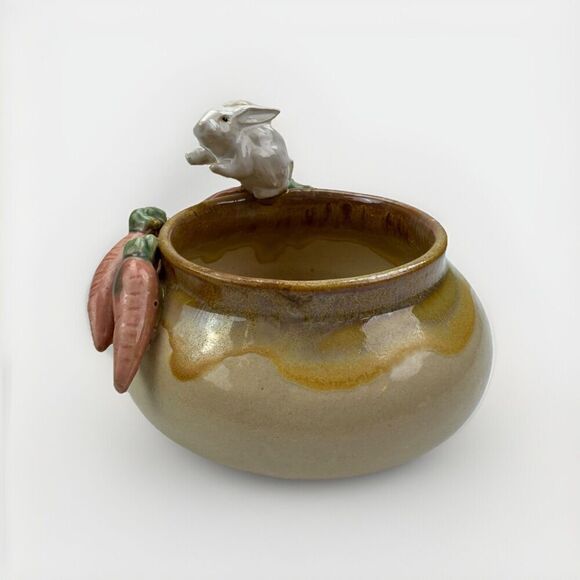 Vintage Pottery Bowl Bunny Rabbit Easter Carrots Candy Jelly Bean Bowl Decor - Picture 1 of 14